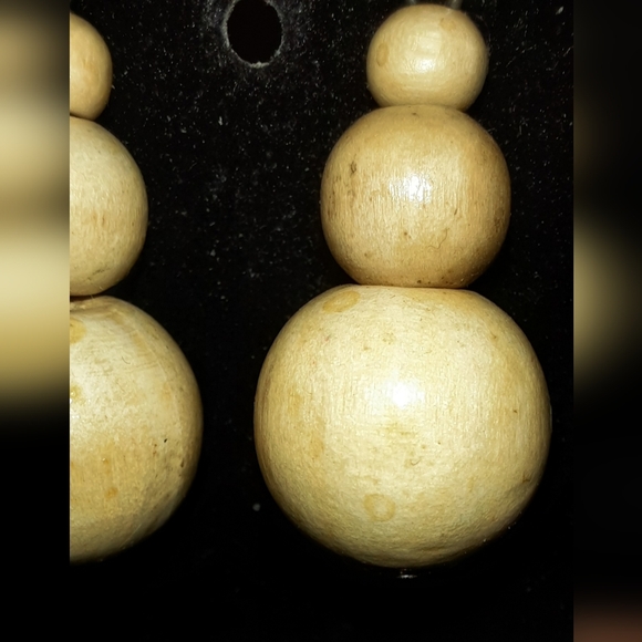 Set Wooden bead necklace and wood earrings - Picture 12 of 12